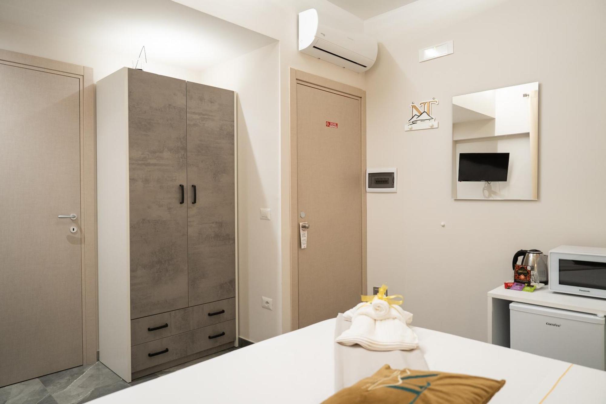 Napolitano Rooms Екстер'єр фото